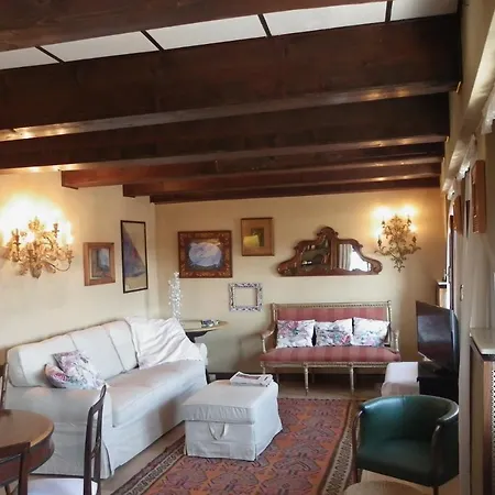 - Ca' San Lorenzo Vista Spettacolare Appartement *